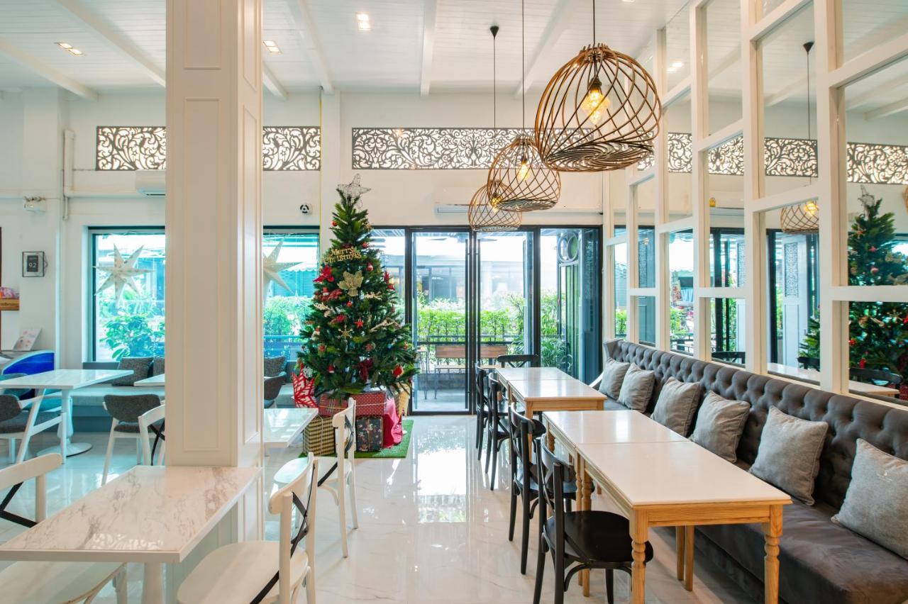 White Ivory Bed And Breakfast Bangkok Exterior foto