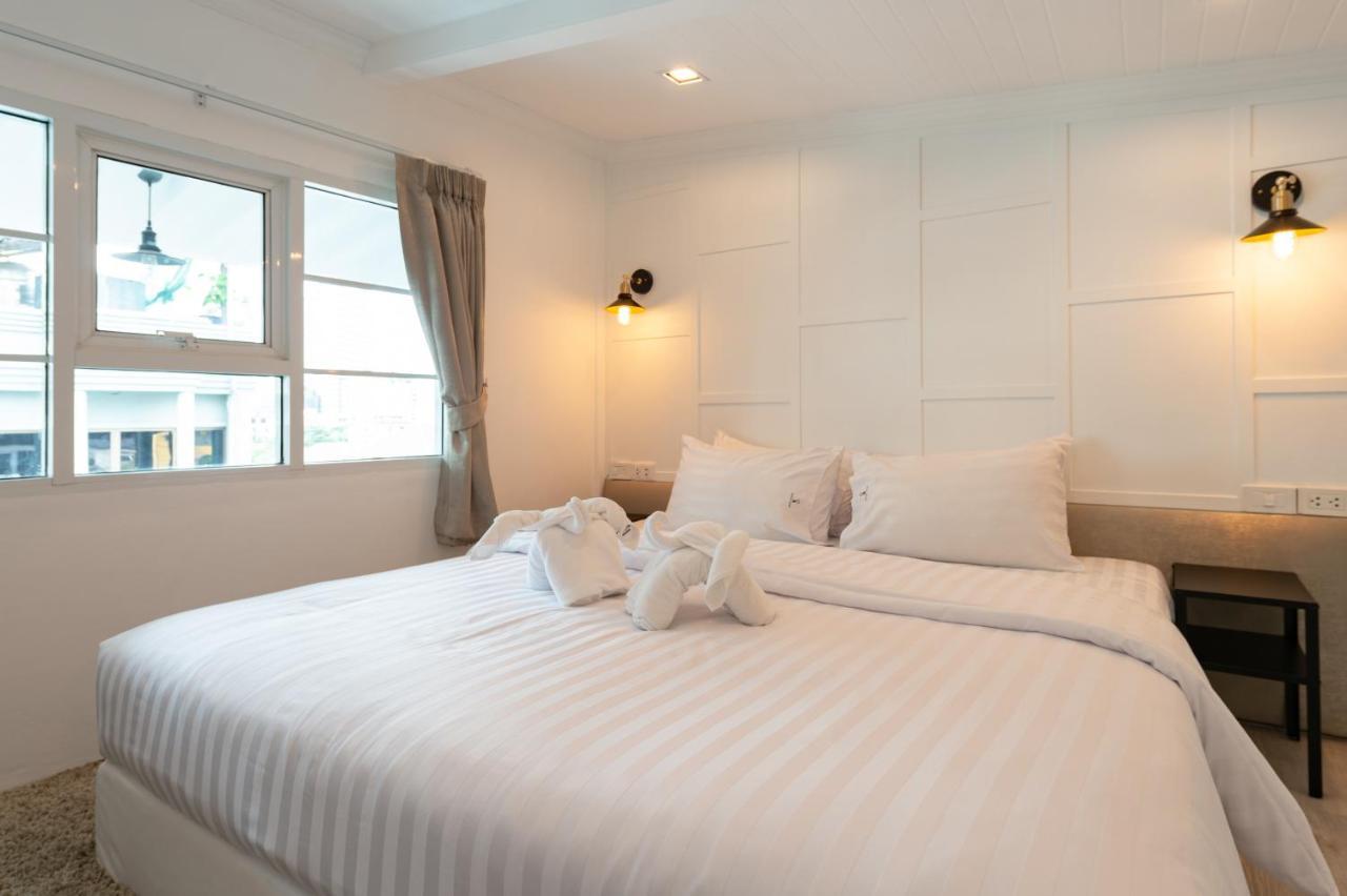 White Ivory Bed And Breakfast Bangkok Exterior foto